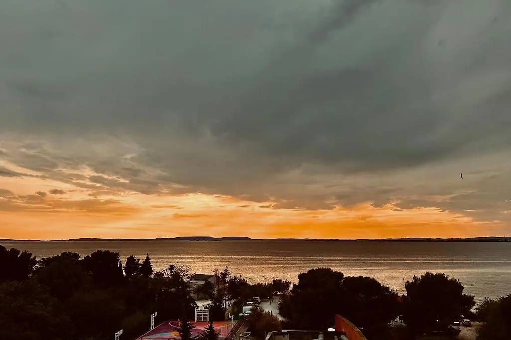 T4 Jolie Vue Avec Jaccuzzi Appartement Vitrolles